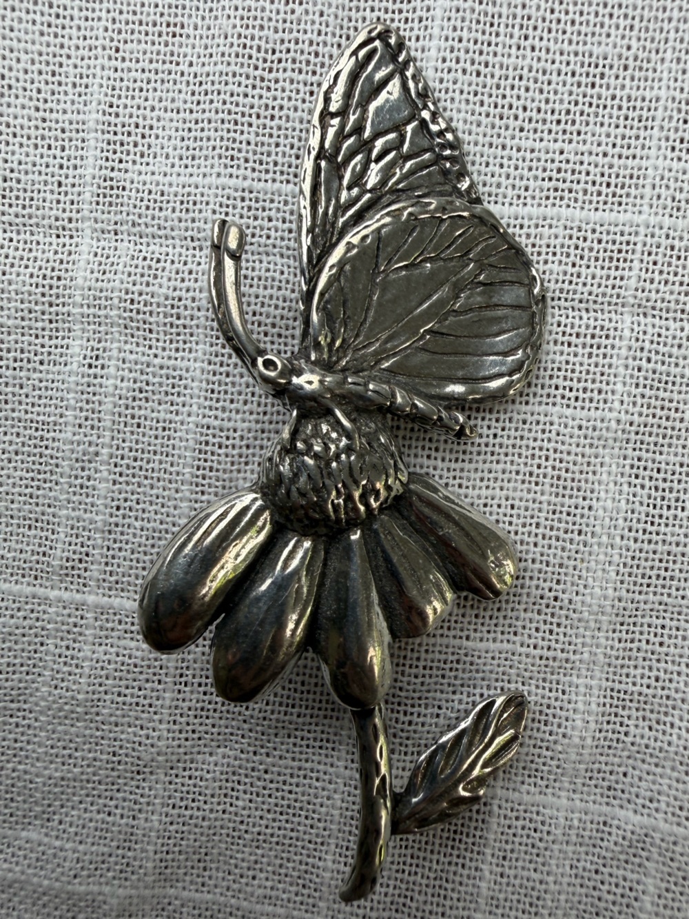 Vintage Silver Tone Butterfly on Daisy Flower Brooch Sculpted Pewter Look Pin